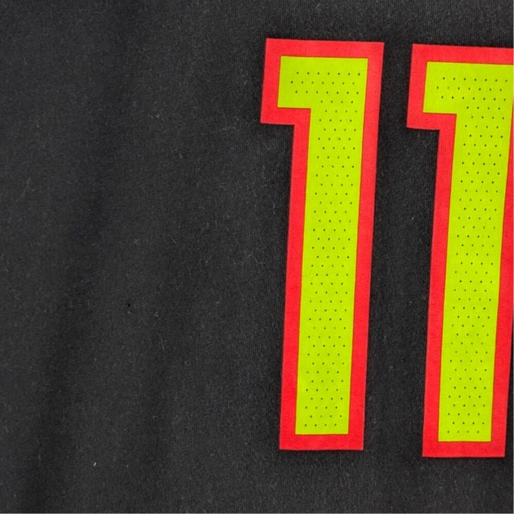 Nike L Atlanta Hawks Trae Young 11 Dri-FIT Athletic Cut NBA T-Shirt - Picture 5 of 5